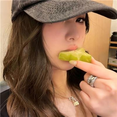 凤侣嬉春